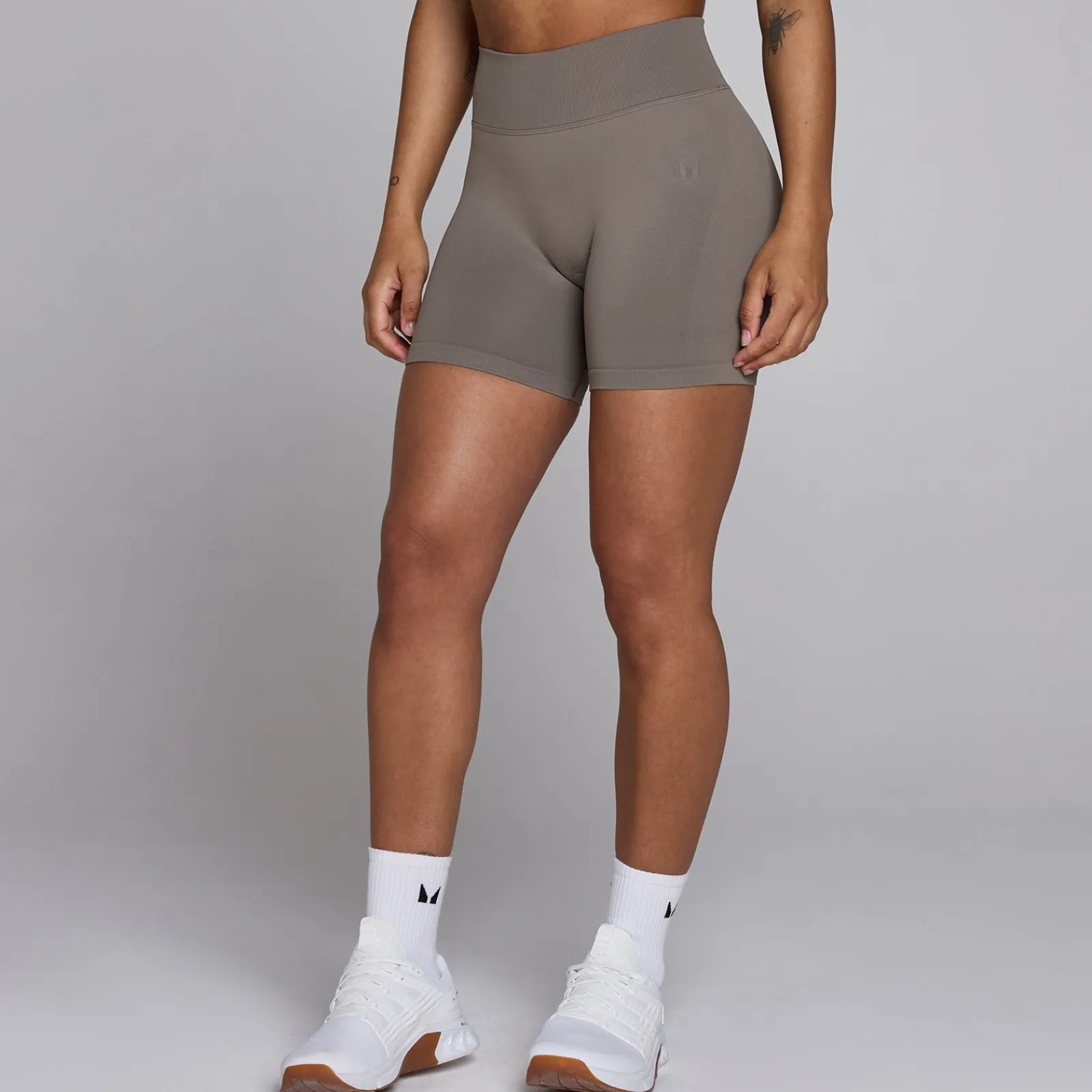 Discount P Dae ift Naadoze hort DAMES Shorts