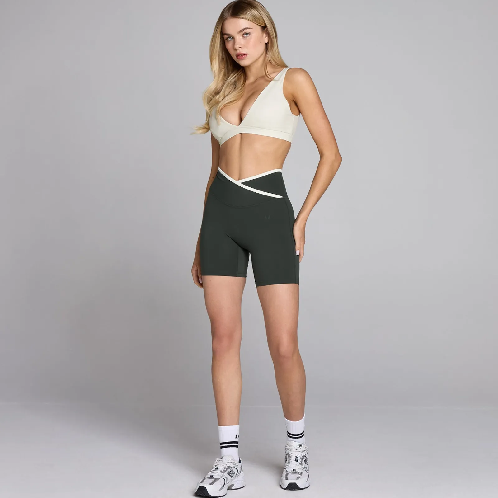 Sale P Dae Tepo Contrat hort DAMES Shorts
