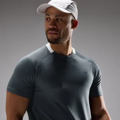P en' Training Utra Gridded T-hirt Heren T-Shirts & Tops