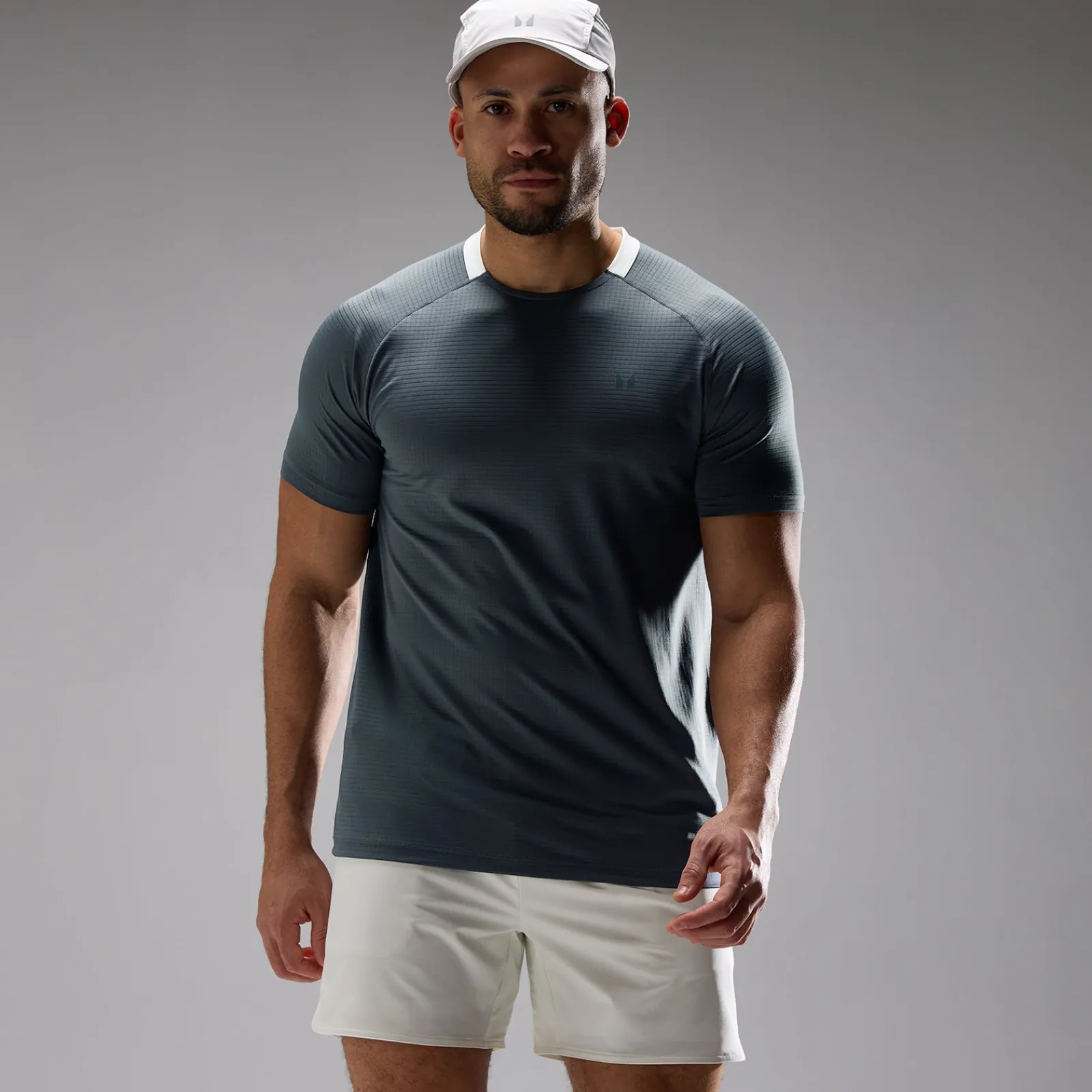 P en' Training Utra Gridded T-hirt Heren T-Shirts & Tops