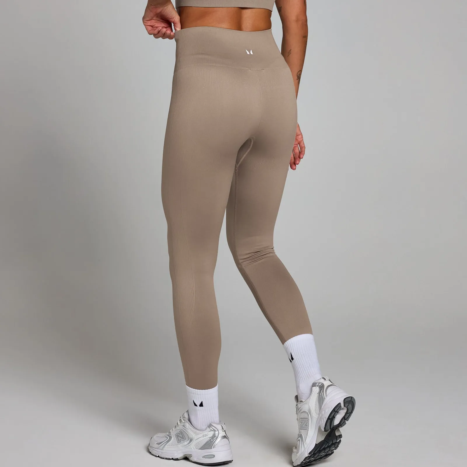 P hape naadoze egging voor dae DAMES Leggings