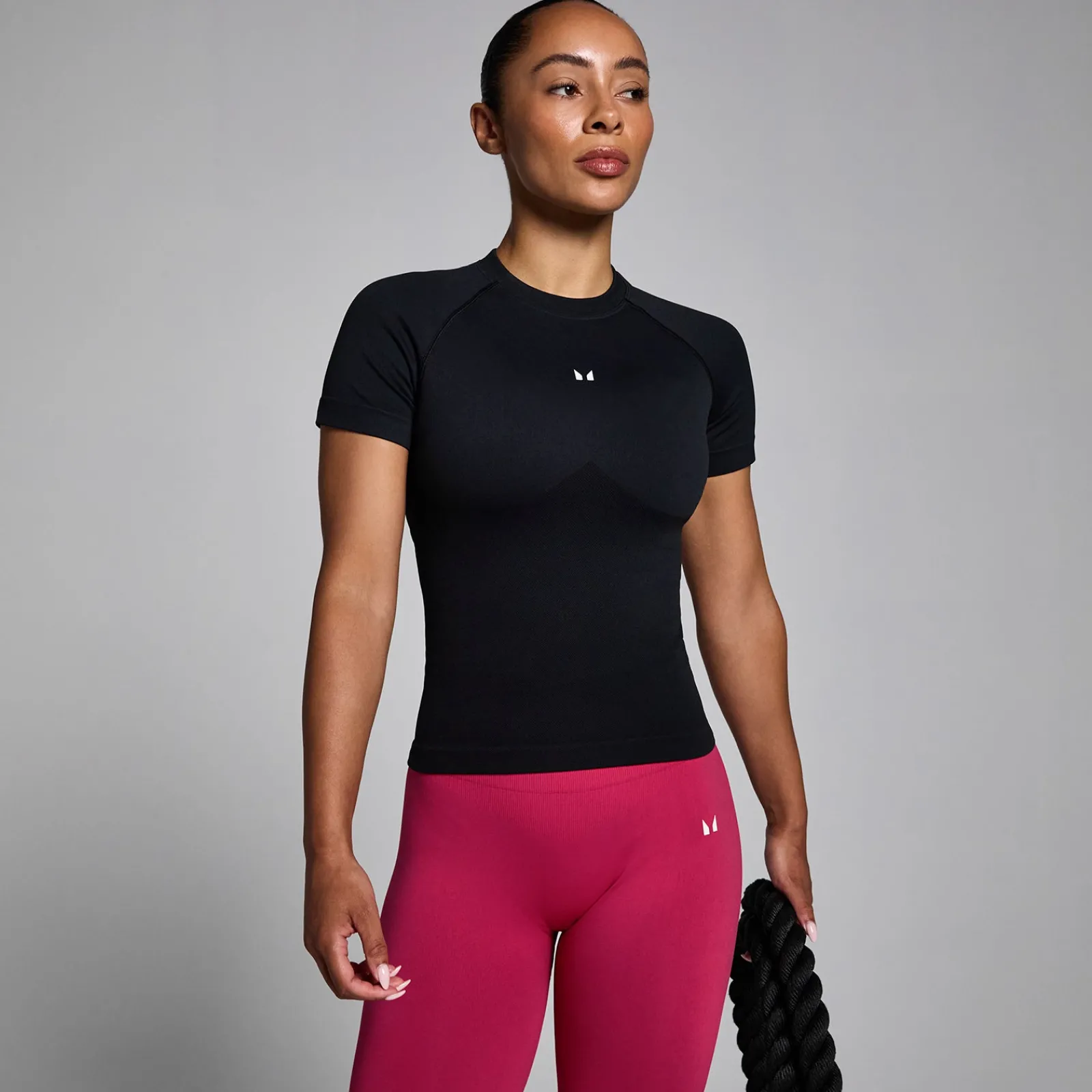 P Woen' ift Naadoo Body Fit T-hirt DAMES T-Shirts & Tops