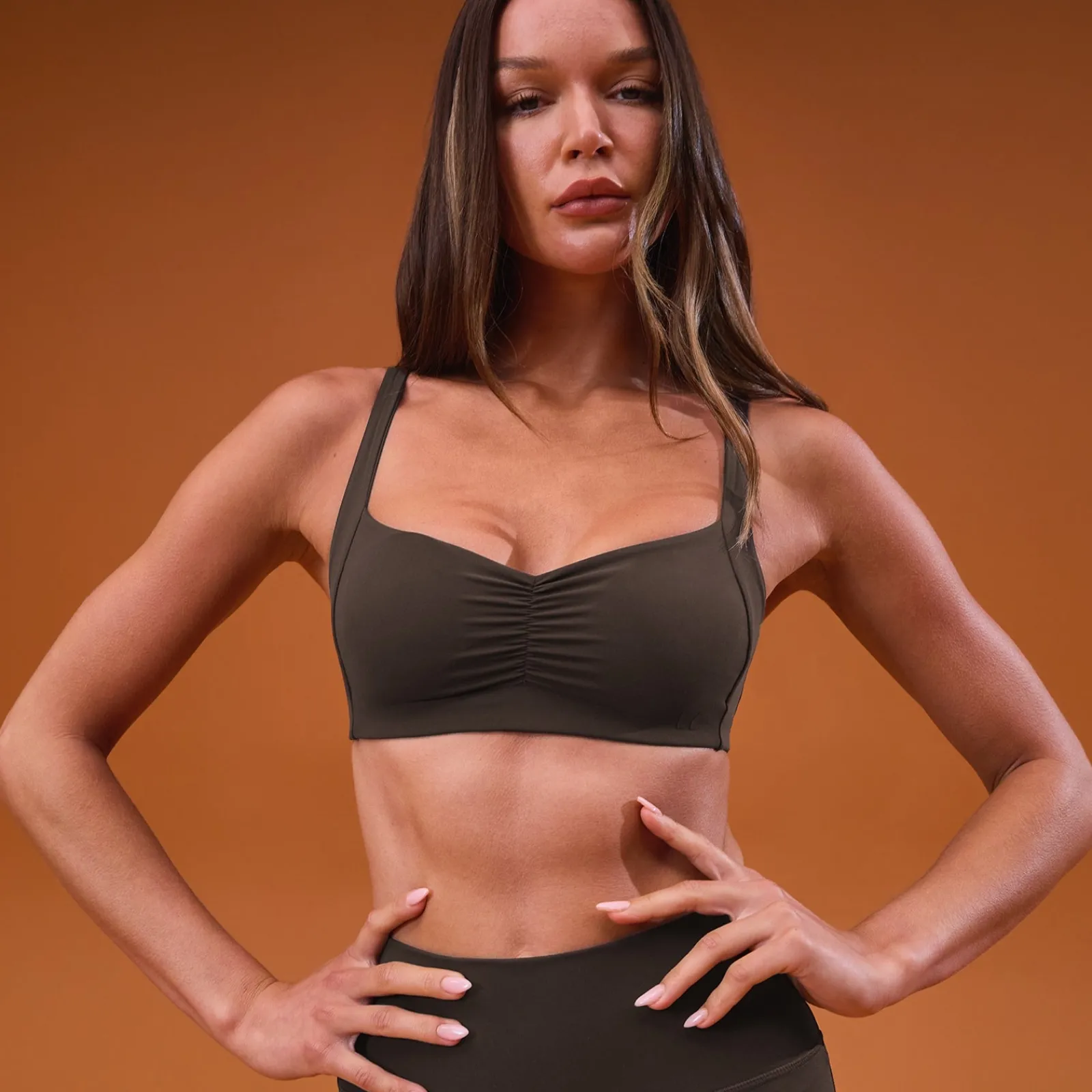 P Woen' Tepo crunch inia port Bra DAMES Sportbeha'S