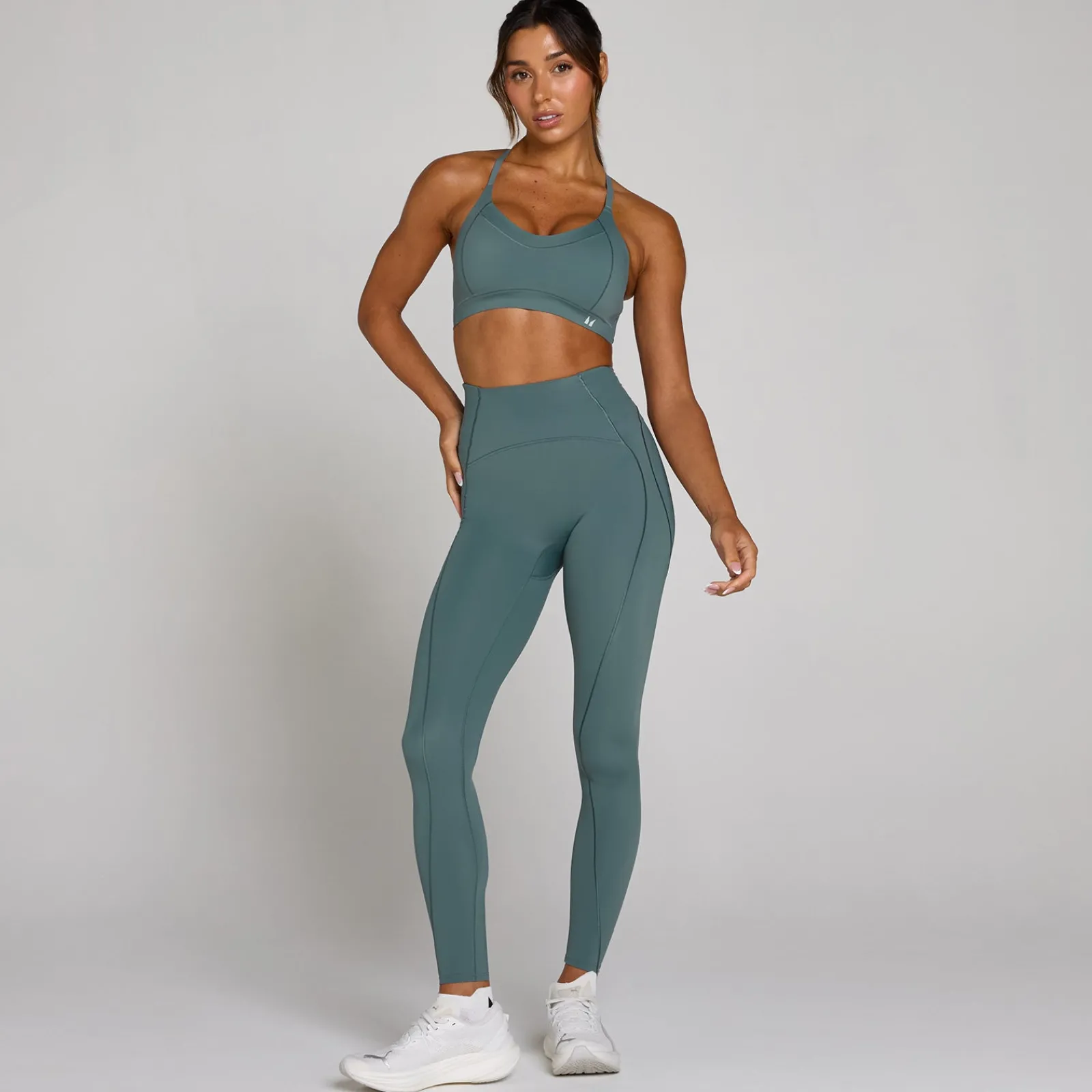 New P Woen' Tepo Utra Racerback port-bh DAMES Sportbeha'S